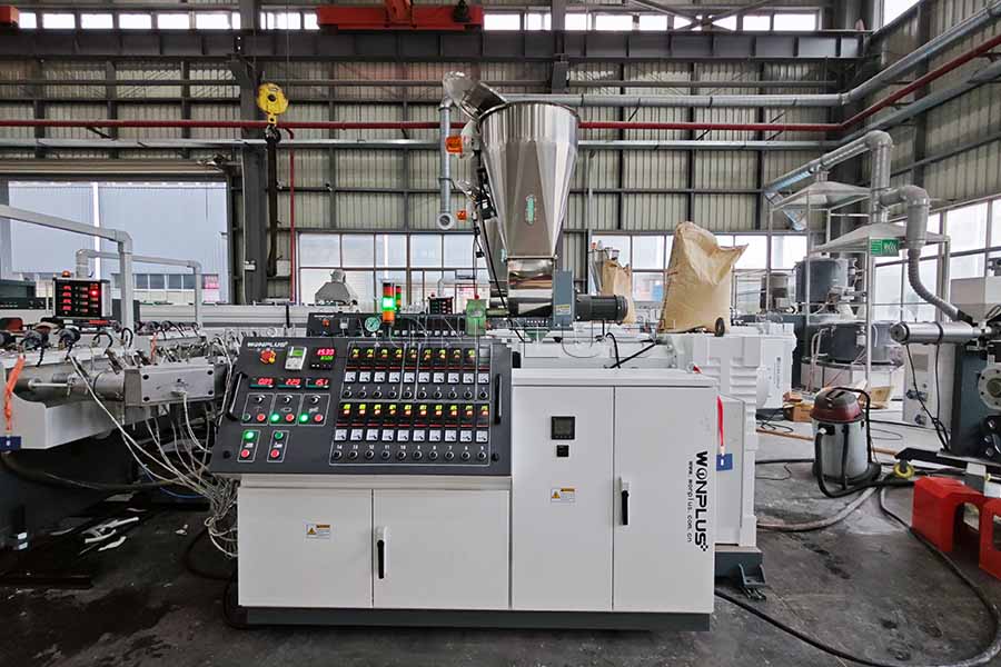 WONPLUS: Điểm dừng chân lý tưởng cho máy đùn nhựa - Máy đùn trục vít đơn và đôi đáp ứng mọi nhu cầu
